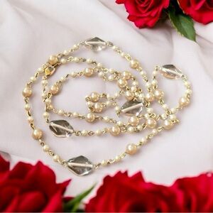 Vintage faux pearl and Czech glass necklace